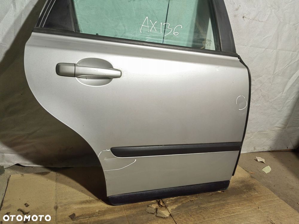 drzwi prawy tyŁ volvo v50 kombi (03-12) - 2