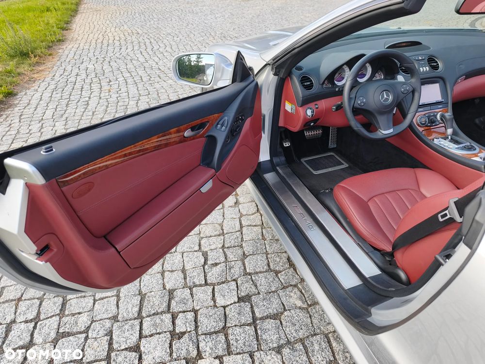 Mercedes-Benz SL 63 AMG SPEEDSHIFT MCT - 9