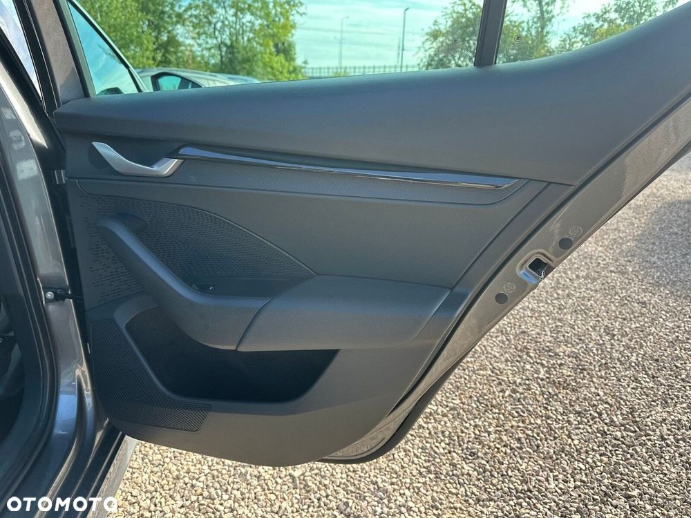 Skoda Octavia 1.5 TSI mHEV Drive Selection DSG - 21