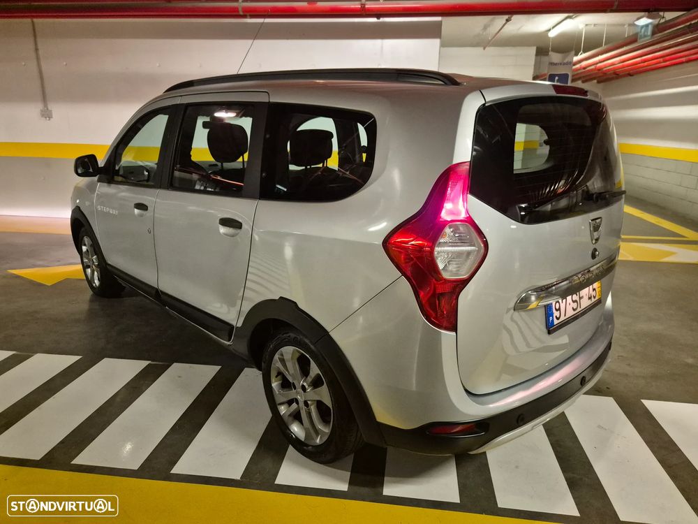 Dacia Lodgy 1.5 dCi Stepway 7L - 18