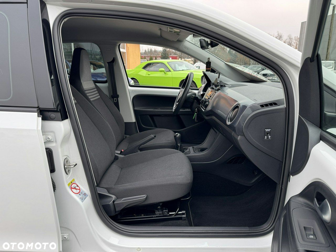 Volkswagen up! - 21