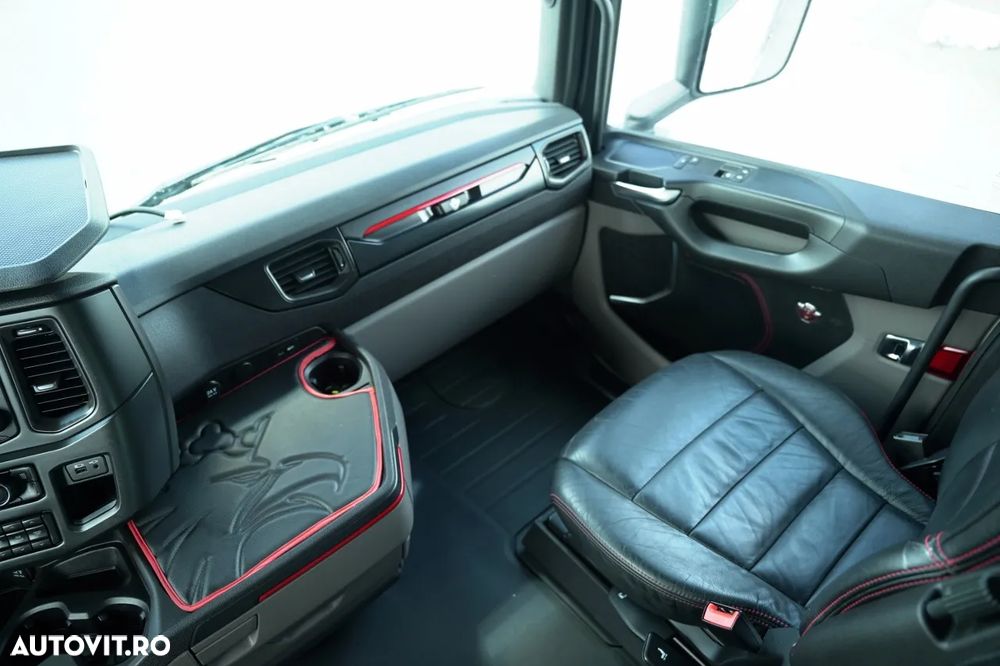 Scania S 530 / V8 / RETARDER / MEGA KIT / PLATĂ JOSĂ + KRONE / PUNTE RIDICATĂ / SAF - 32