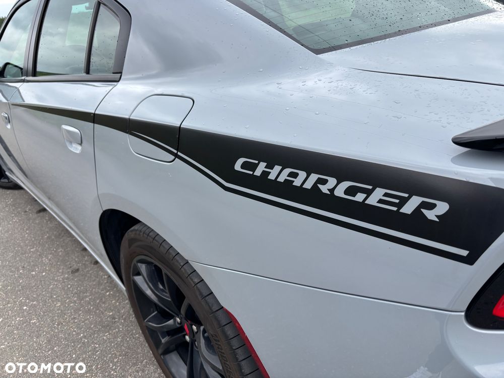 Dodge Charger - 7