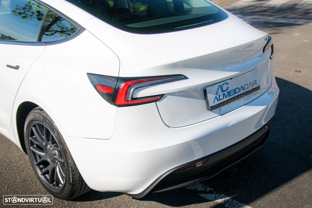 Tesla Model 3 Tração Traseira Premium - 43