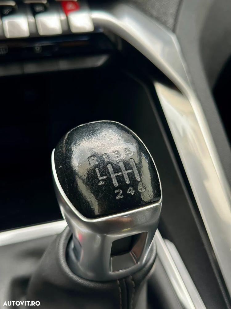 Peugeot 3008 - 15