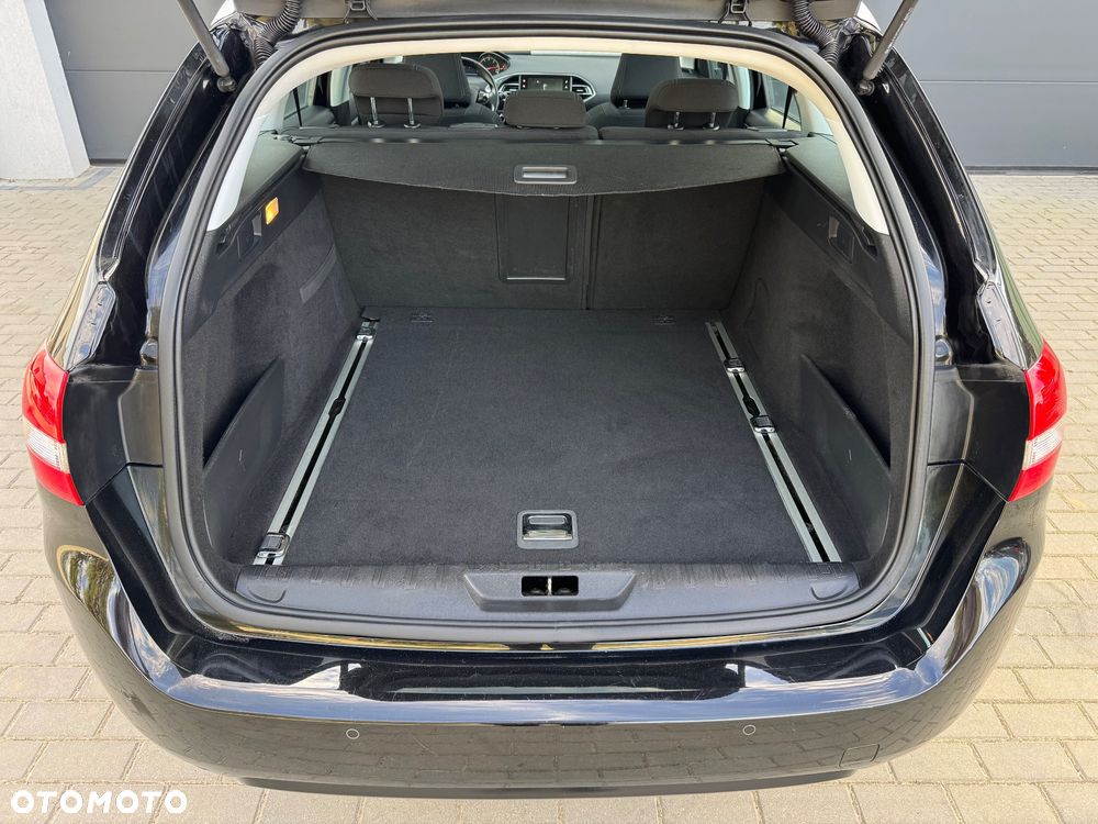 Peugeot 308 2.0 HDi Allure - 29