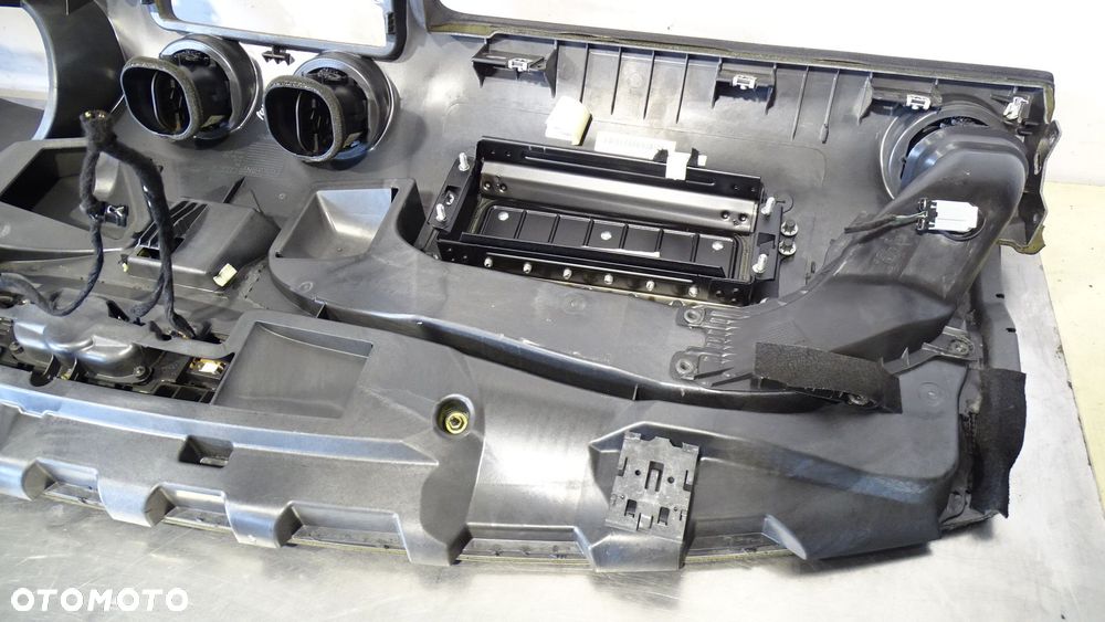 DESKA ROZDZIELCZA AUDI A3 8P 2.0TDI - 10