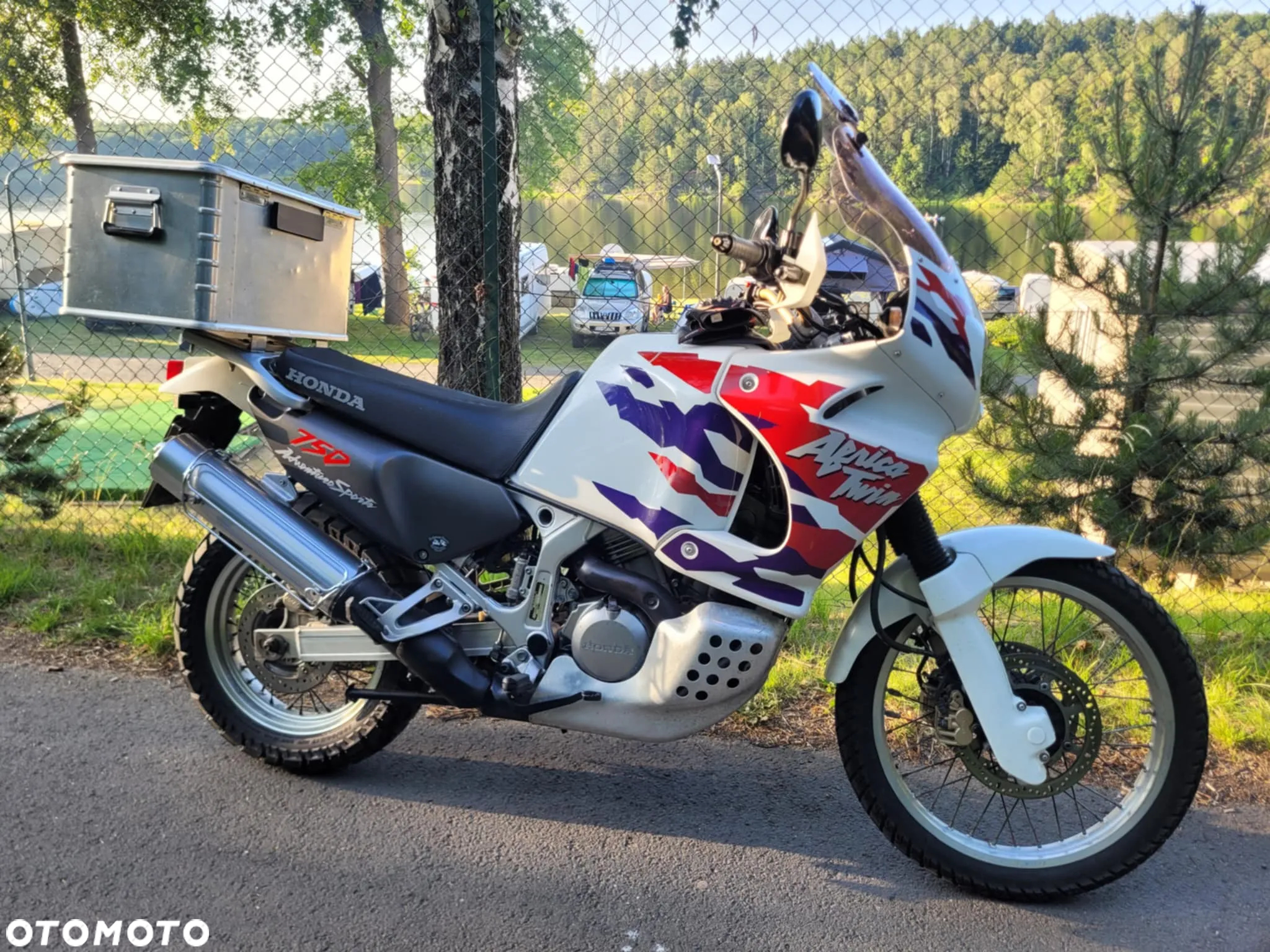Honda XRV - 15