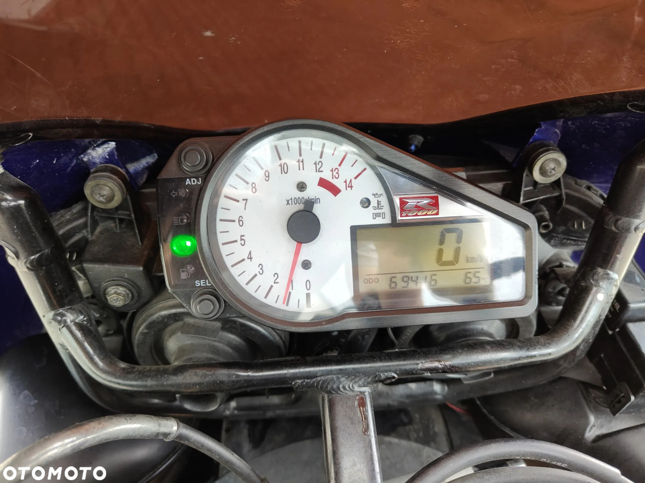 Suzuki GSX-R - 10