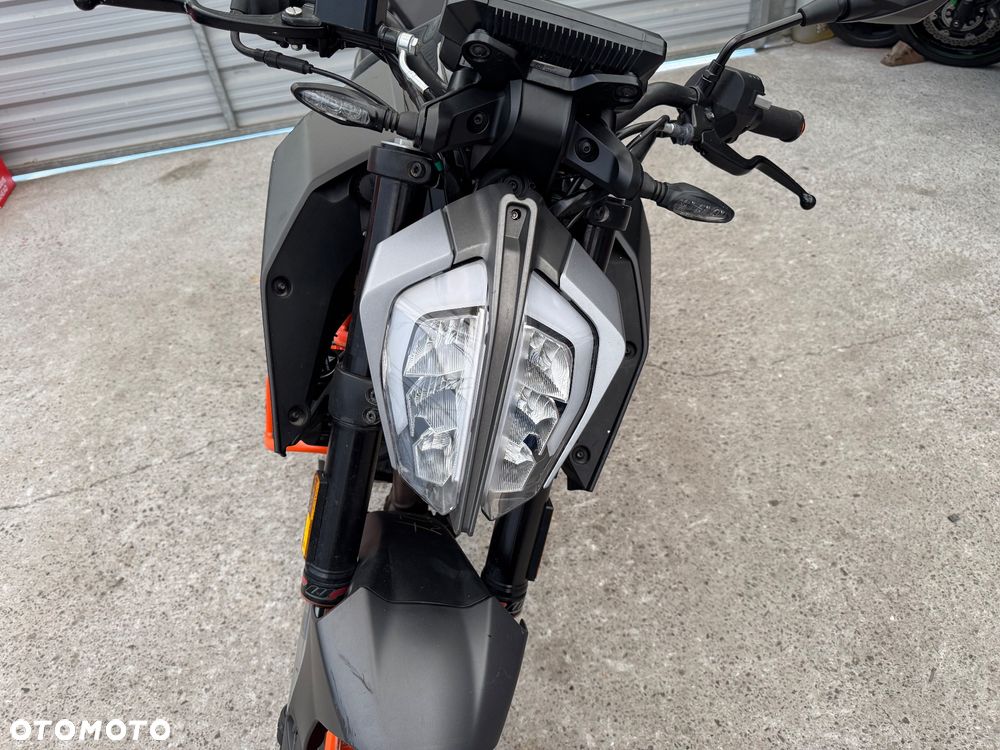 KTM Duke - 22
