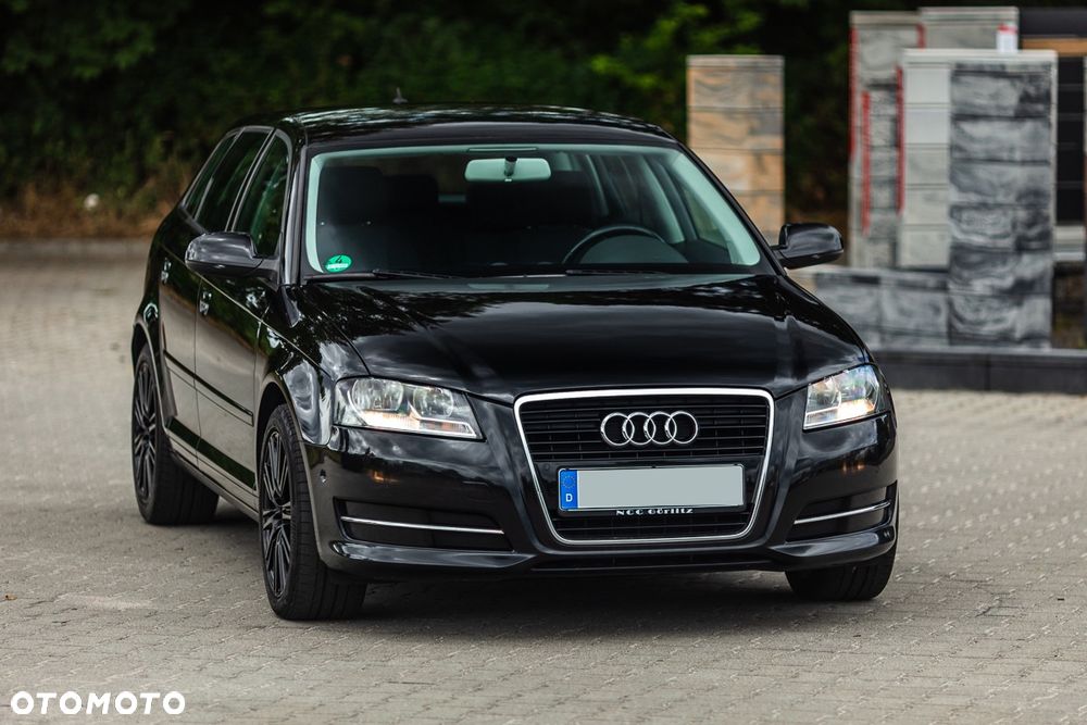 Audi A3 Sportback 2.0 TDI DPF Ambiente - 6