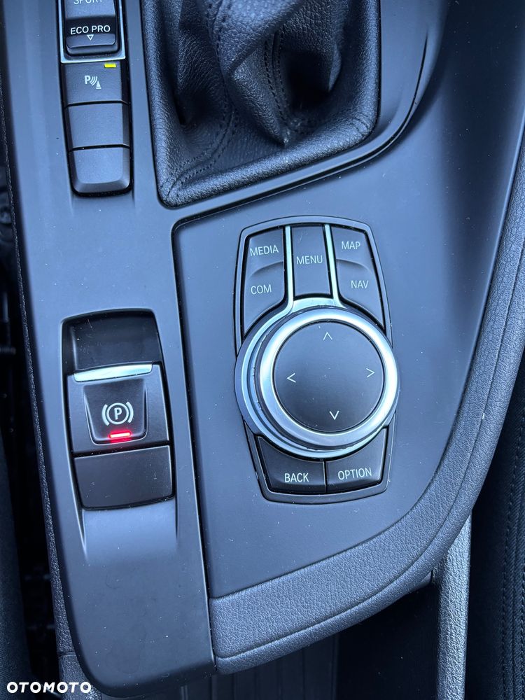 BMW X1 sDrive16d - 24