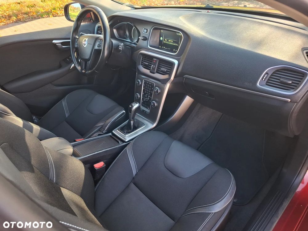 Volvo V40 - 27