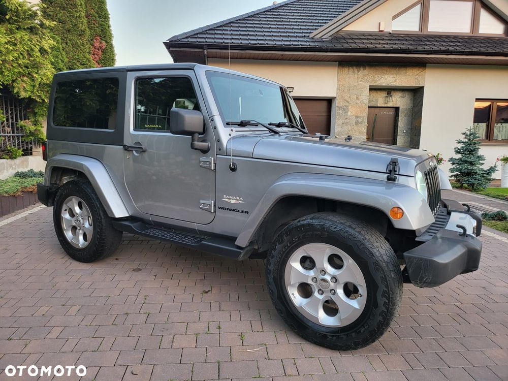 Jeep Wrangler - 1