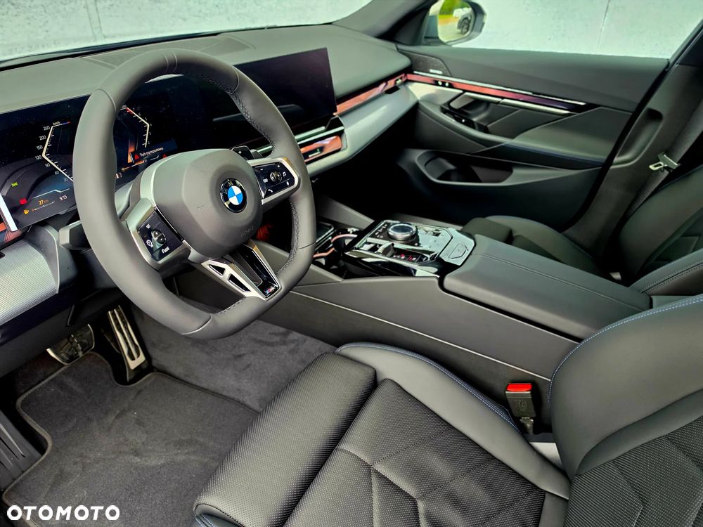 BMW Seria 5 520i mHEV M Sport - 20