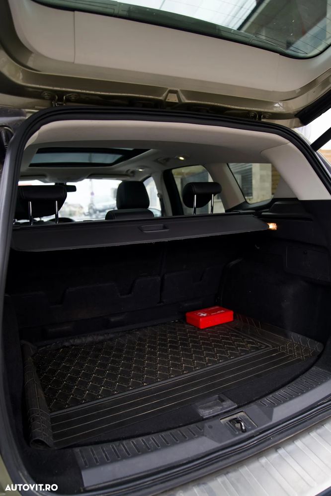 Ford Kuga 2.0 TDCi 4WD Powershift Individual - 20