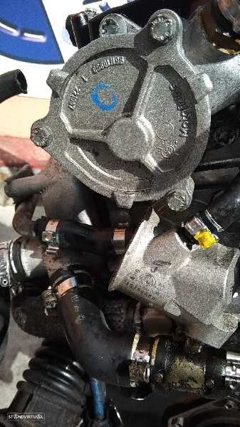Motor completo FIAT PUNTO 1.9 JTD 80 (188.237, .257, .337, .357) - 4