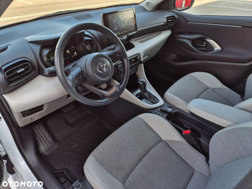 Toyota Yaris Hybrid 1.5 Executive - 5