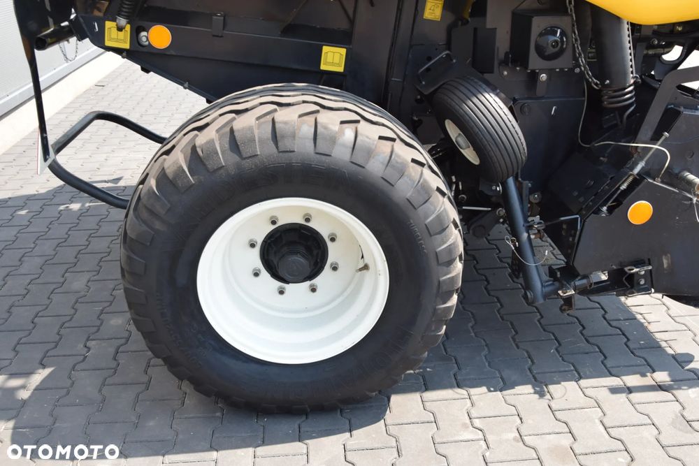 New Holland RB 150 - 9