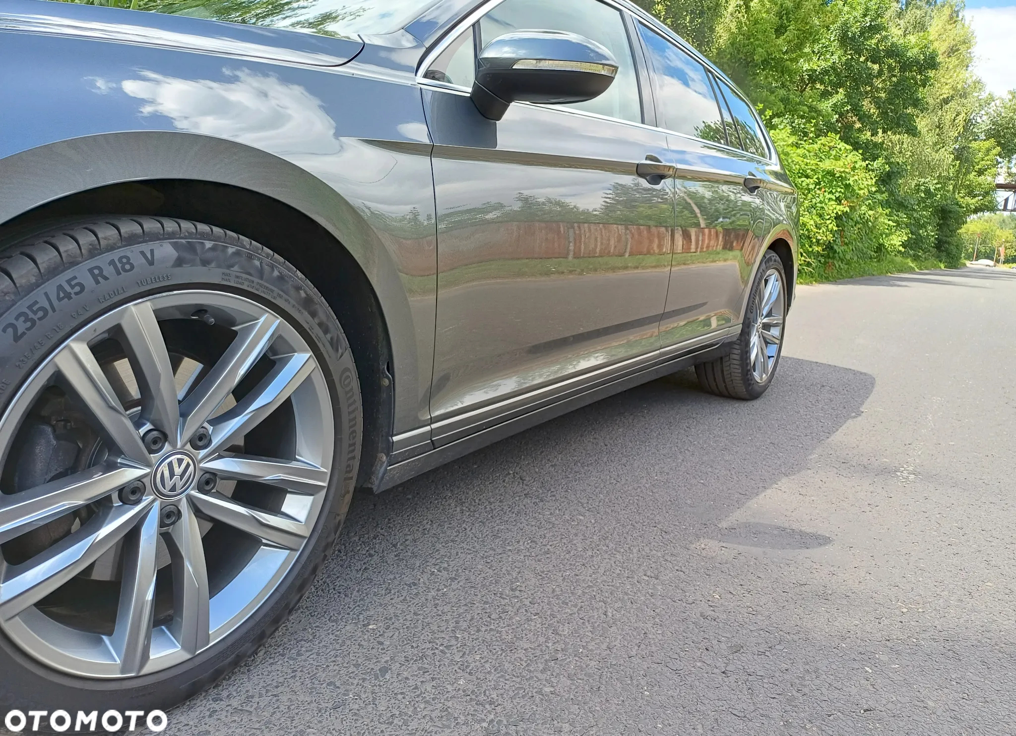 Volkswagen Passat 2.0 TDI BMT Comfortline - 24
