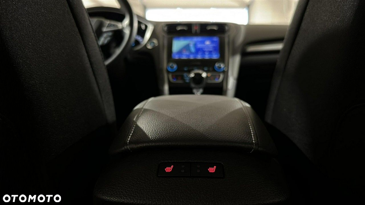 Ford Mondeo - 25