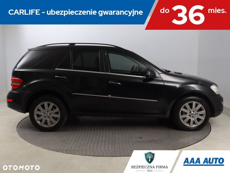 Mercedes-Benz ML - 8
