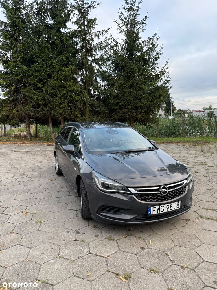 Opel Astra 1.6 CDTI Enjoy S&S - 1