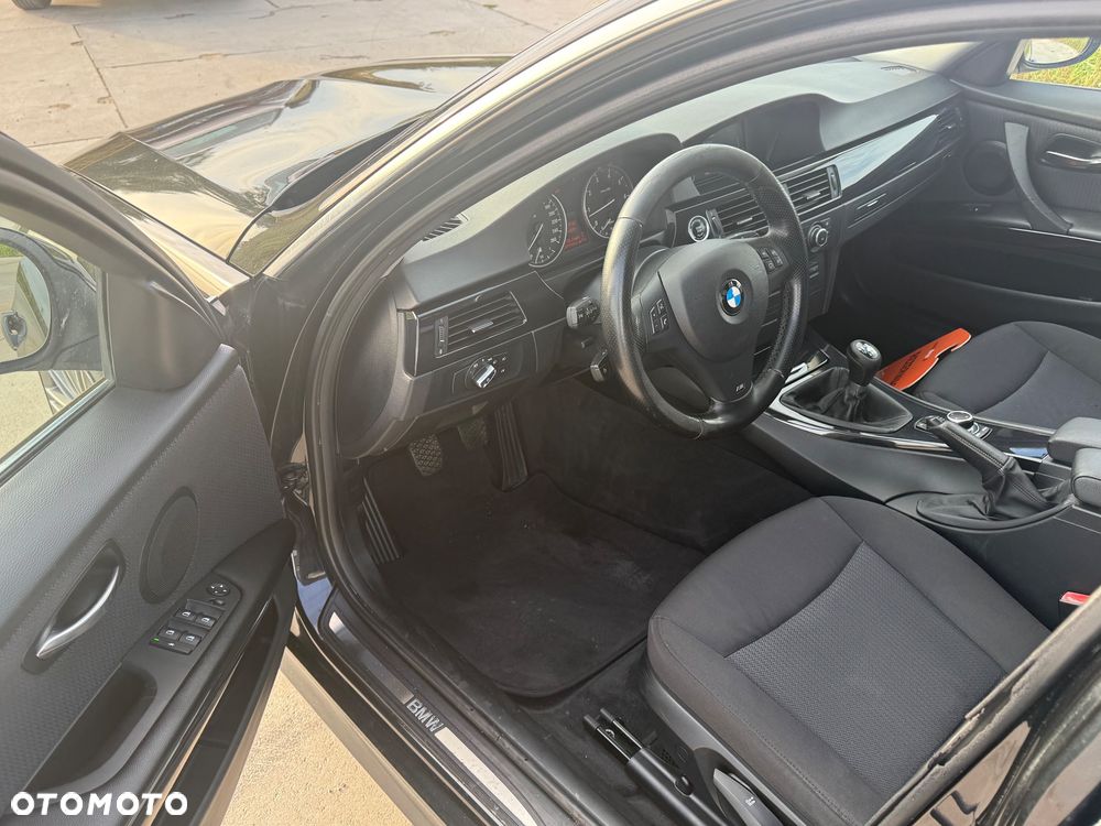 BMW Seria 3 318i Edition Lifestyle - 21