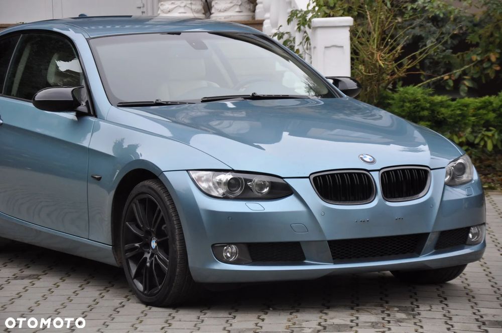 BMW Seria 3 325i xDrive - 13