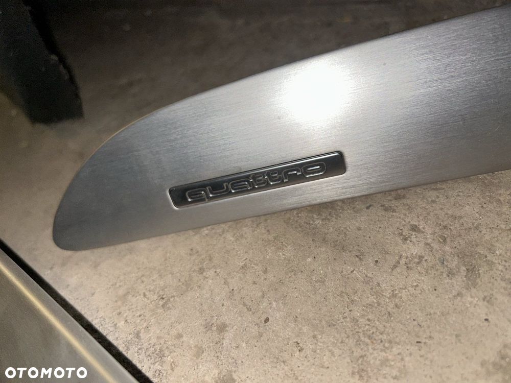 Dekory szczotkowane aluminium quattro komplet Audi A6 C6 - 4