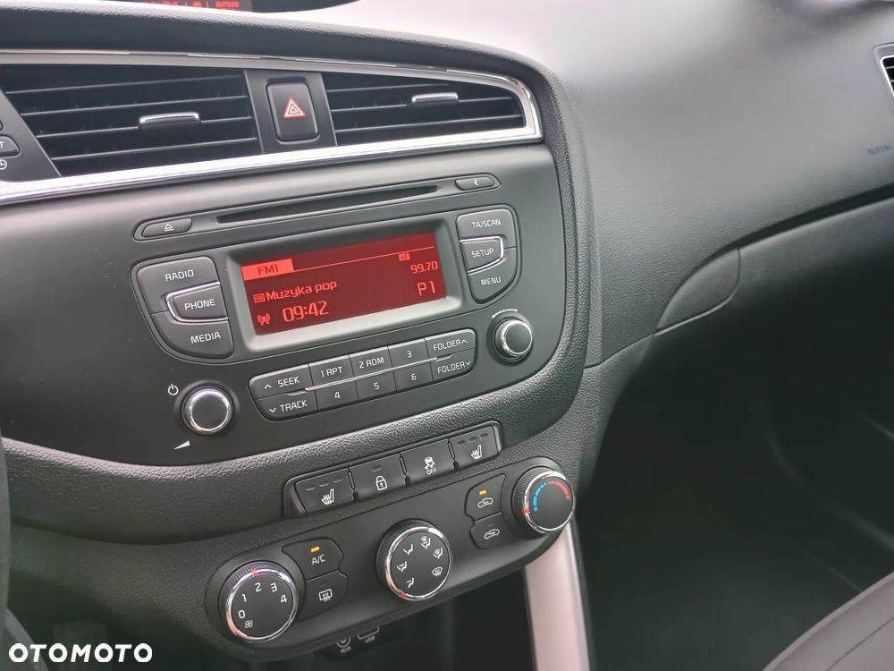 Kia Ceed 1.4 L Business Line - 13