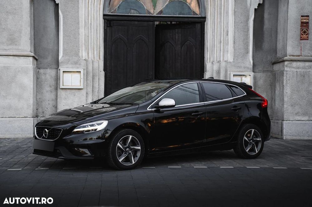 Volvo V40 D3 Geartronic RDesign - 1