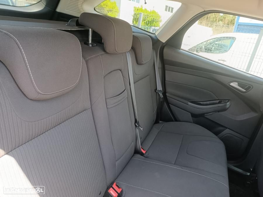 Ford Focus SW 1.5 TDCi ECOnetic 88g S&S Trend - 8
