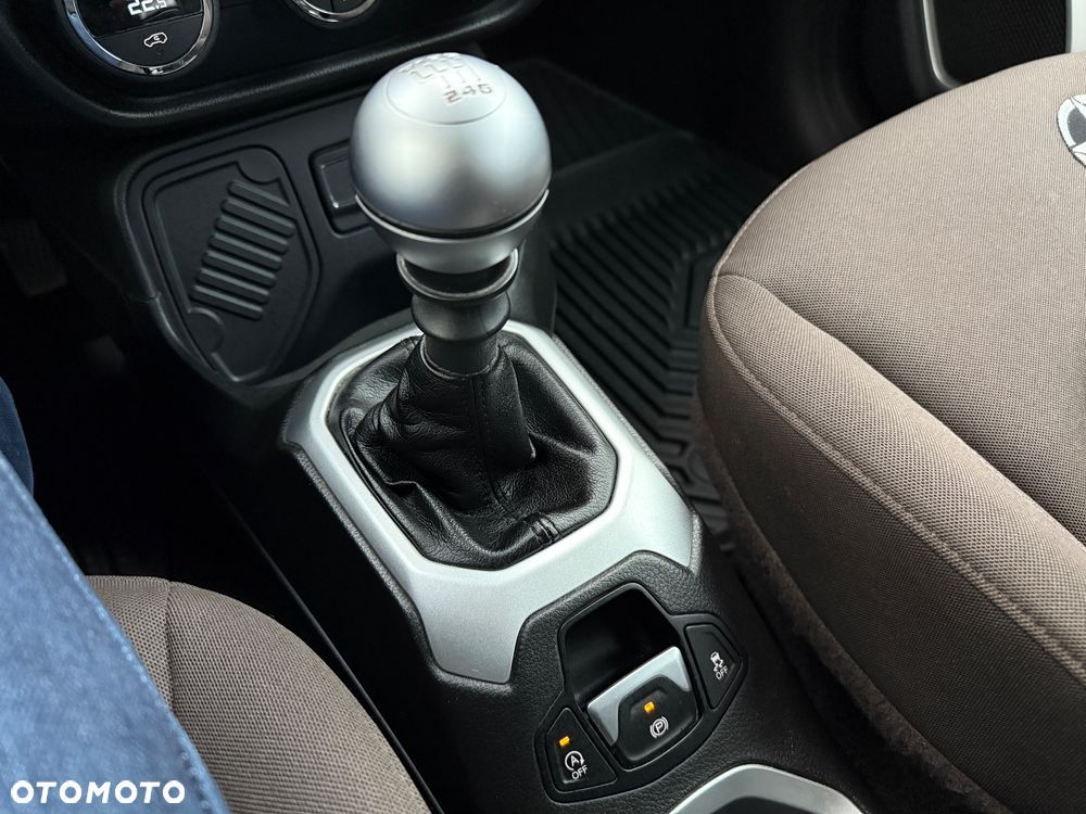 Jeep Renegade 1.4 MultiAir Night Eagle - 24