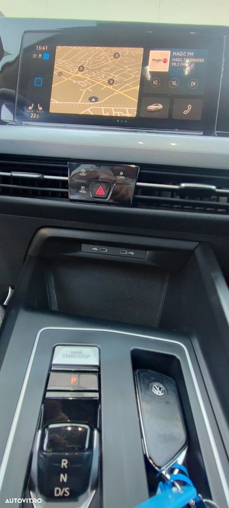 Volkswagen Golf - 8
