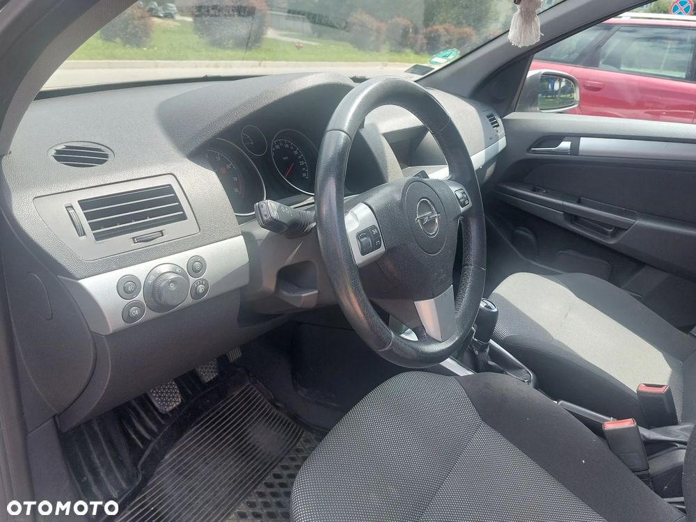 Opel Astra - 9
