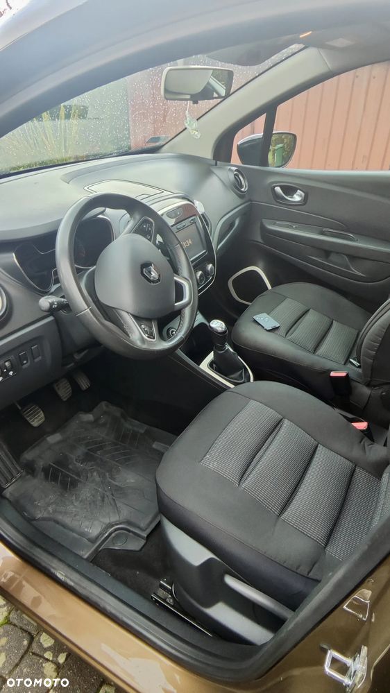 Renault Captur - 26