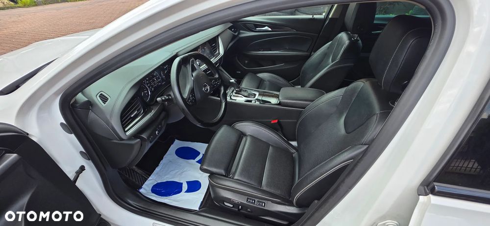 Opel Insignia 2.0 CDTI 4x4 Exclusive S&S - 10