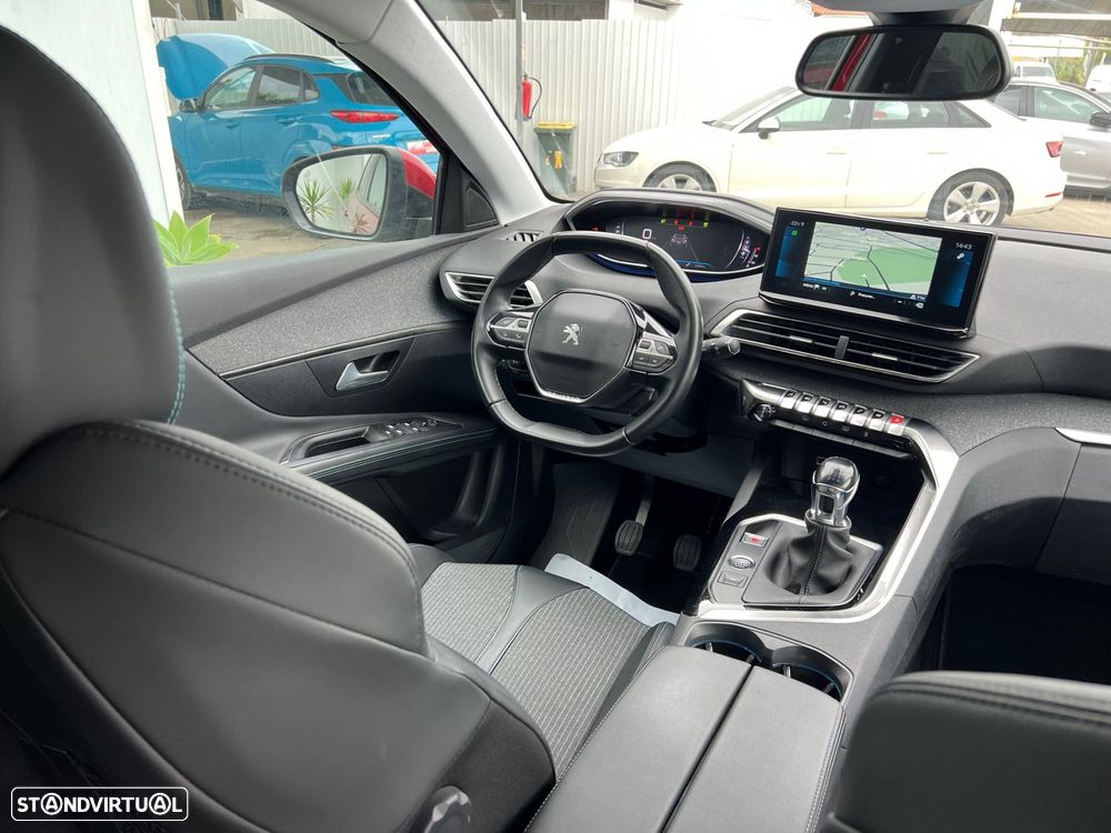 Peugeot 3008 1.2 PureTech Allure Pack - 8
