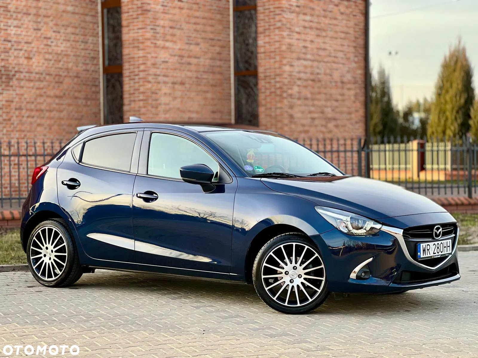 Mazda 2 SKYACTIV-G 90 Sports-Line - 8