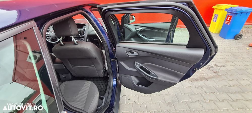 Ford Focus 1.6 TDCi ECOnetic 88g Start-Stopp-Sy Titanium - 2