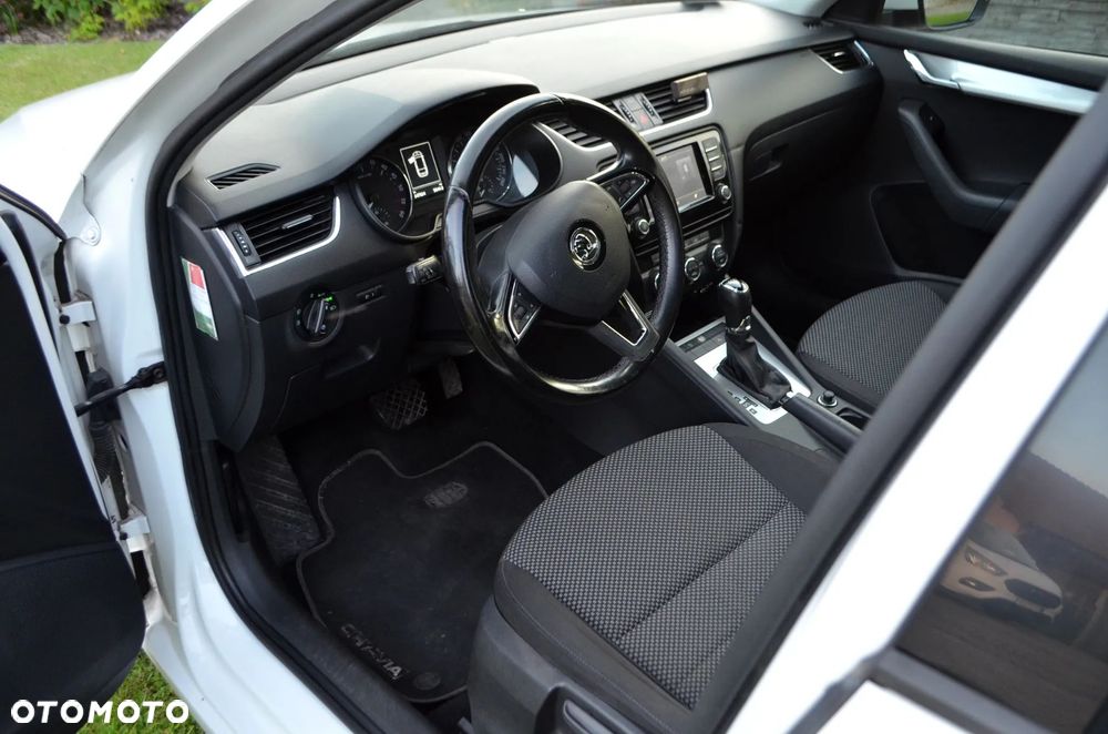 Skoda Octavia 1.6 TDI Active DSG - 9