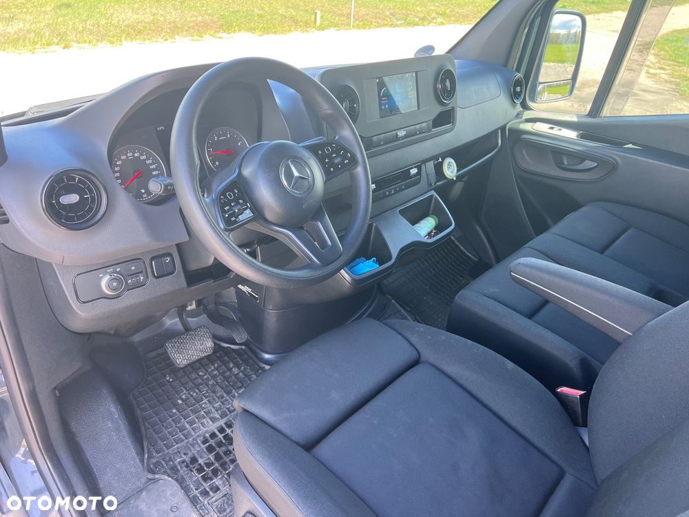 Mercedes-Benz SPRINTER - 14