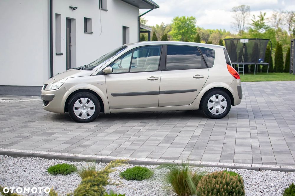 Renault Scenic - 26
