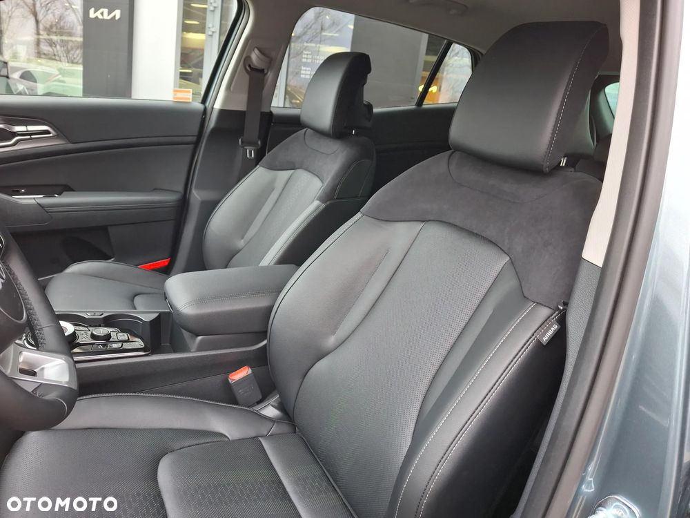 Kia Sportage 1.6 T-GDI HEV Business Line 4WD - 24