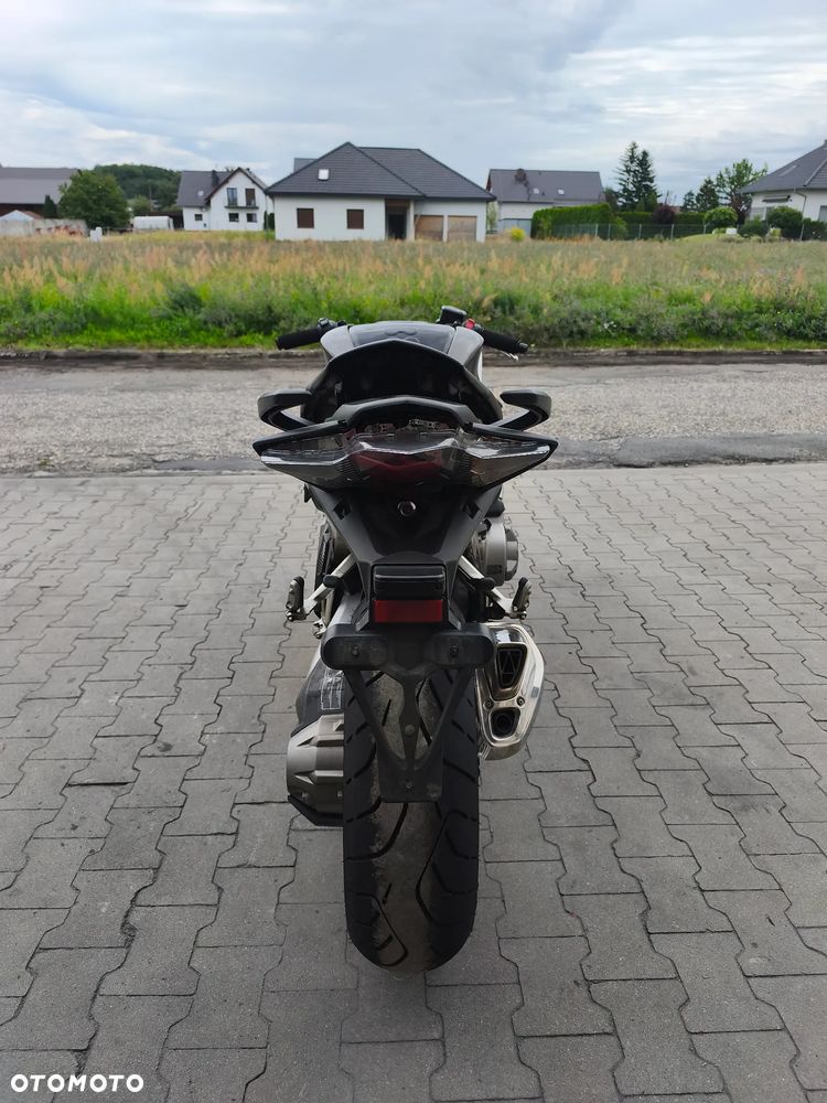 Honda VFR - 15