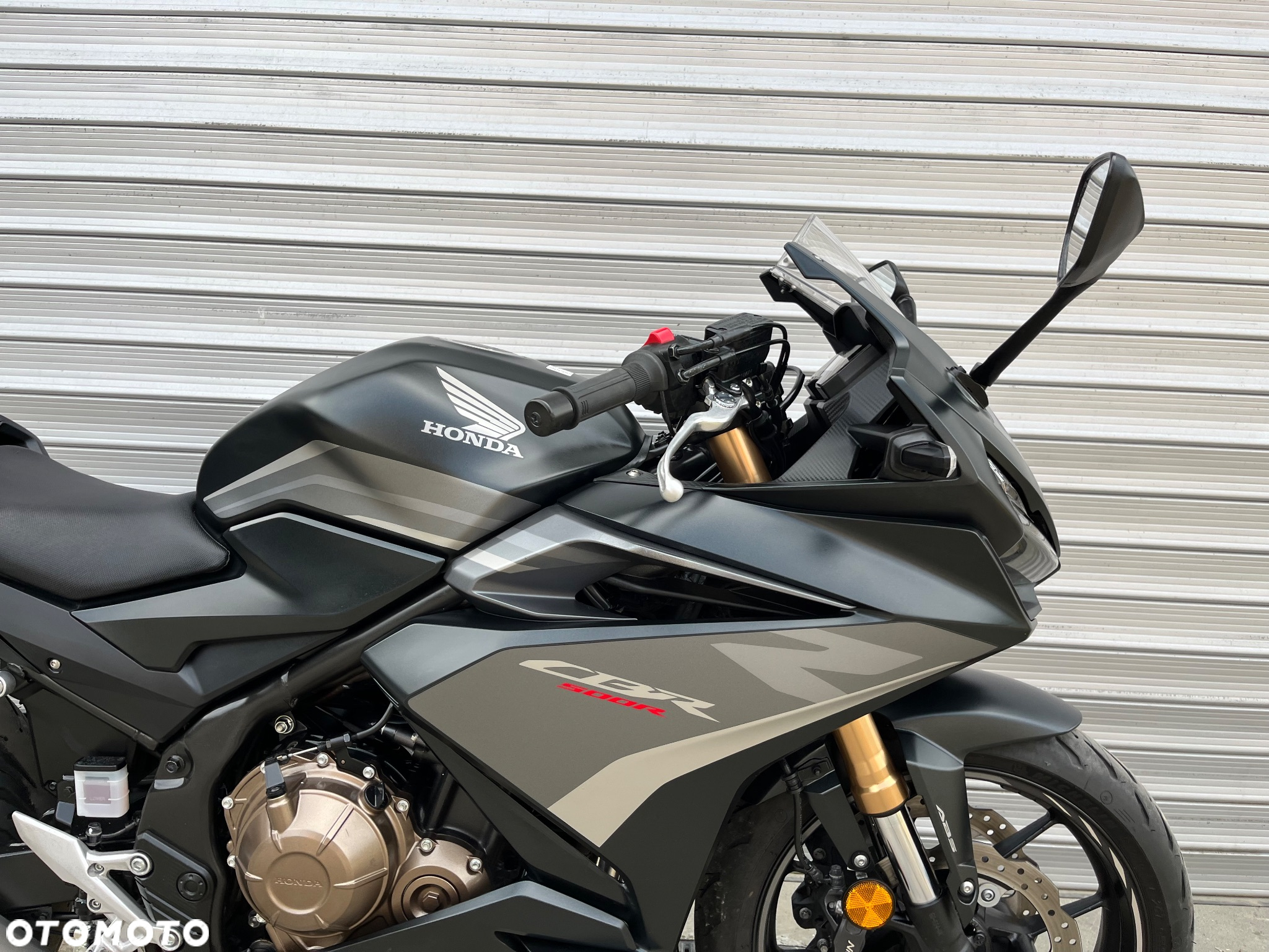 Honda CBR - 28