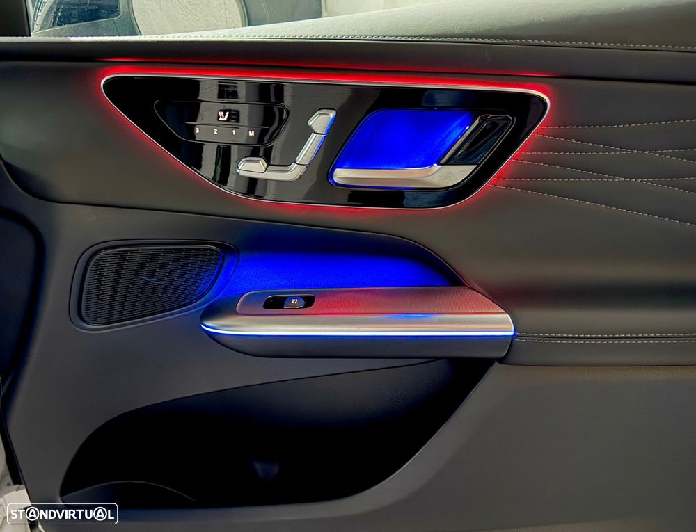 Mercedes-Benz GLC 300 e 4Matic 9G-TRONIC Edition AMG Line - 26