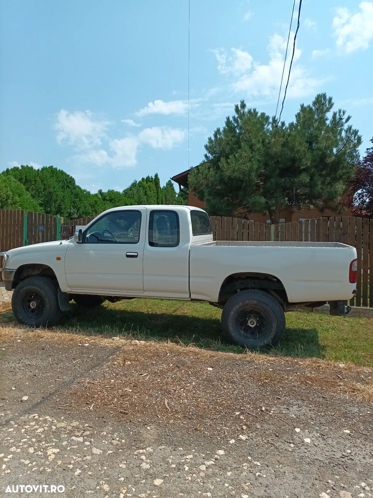 Toyota Hilux - 34