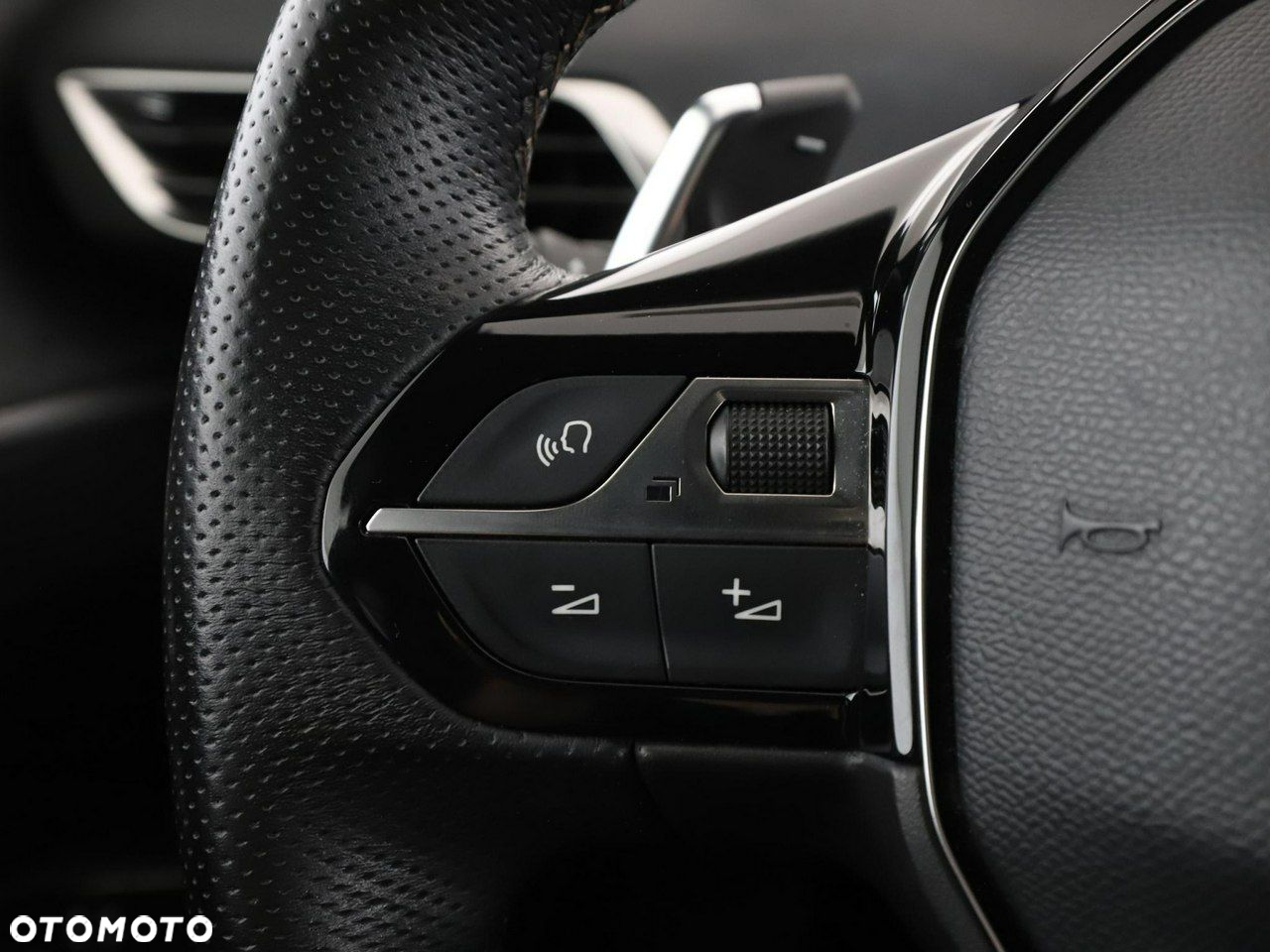 Peugeot 3008 1.2 PureTech GT S&S EAT8 - 35